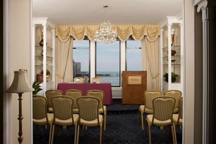 Imagen de los interiores del Hotel The Drake, Chicago. Foto 11