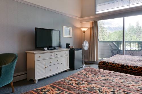 Imagen de la habitación del Hotel The Drake Inn, Canmore. Foto 11