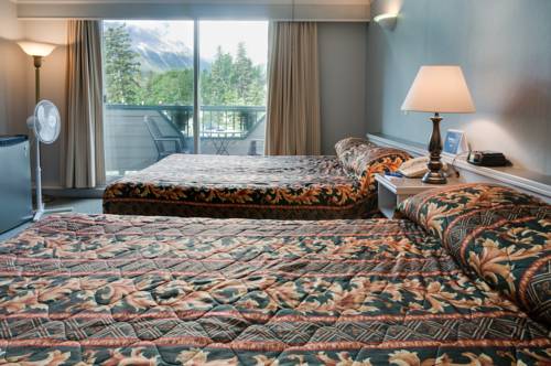Imagen de la habitación del Hotel The Drake Inn, Canmore. Foto 15