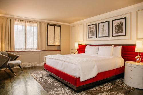 Imagen de la habitación del Hotel The Drake Oak Brook, Autograph Collection. Foto 18