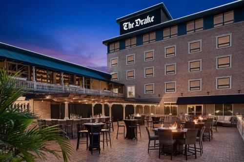 Imagen general del Hotel The Drake Oak Brook, Autograph Collection. Foto 6