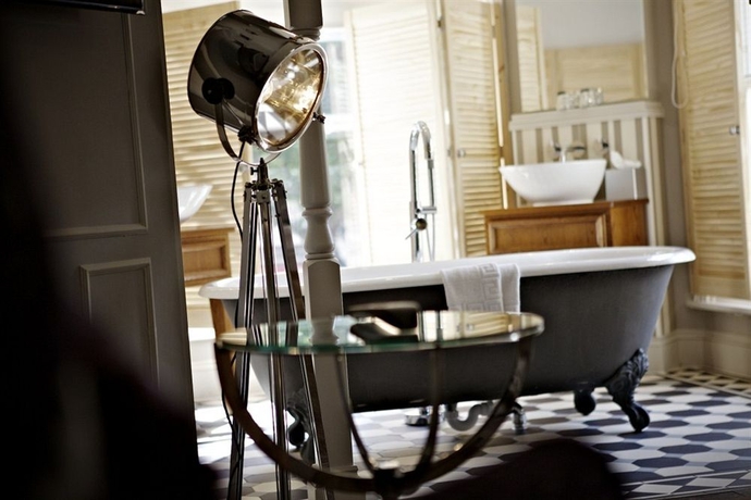 Imagen de la habitación del Hotel The Drayton Court. Foto 4