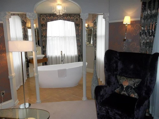 Imagen de la habitación del Hotel The Drayton Court. Foto 6