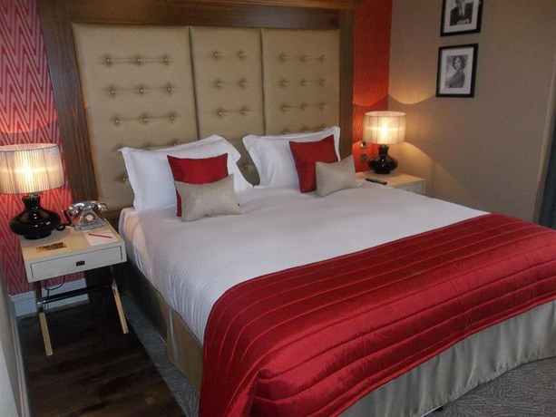 Imagen de la habitación del Hotel The Drayton Court. Foto 10