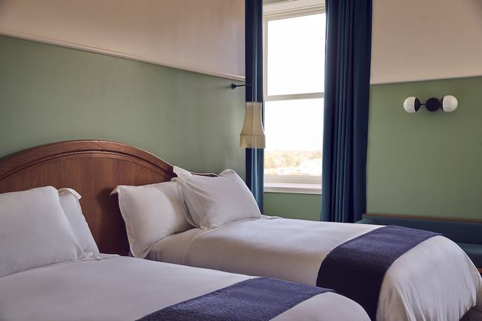 Imagen de la habitación del Hotel The Drayton Savannah, Curio Collection by Hilton. Foto 10