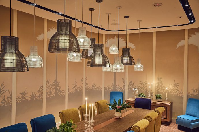 Imagen del bar/restaurante del Hotel The Drayton Savannah, Curio Collection by Hilton. Foto 5