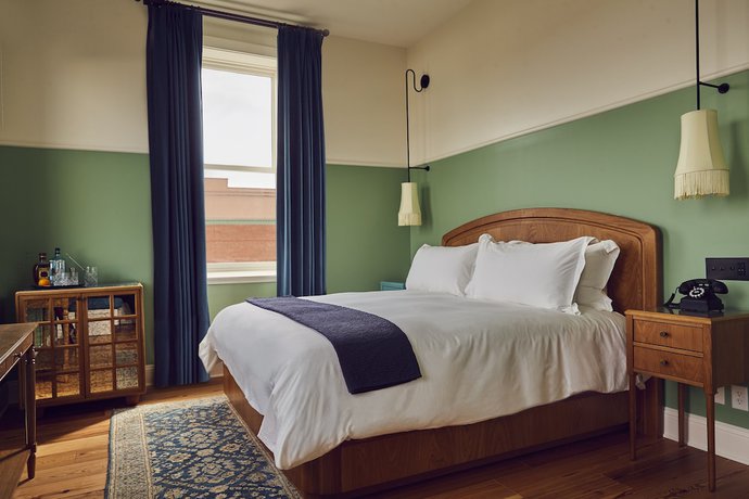 Imagen de la habitación del Hotel The Drayton Savannah, Curio Collection by Hilton. Foto 18