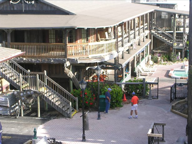 Imagen general del Hotel The Driftwood Resort. Foto 1