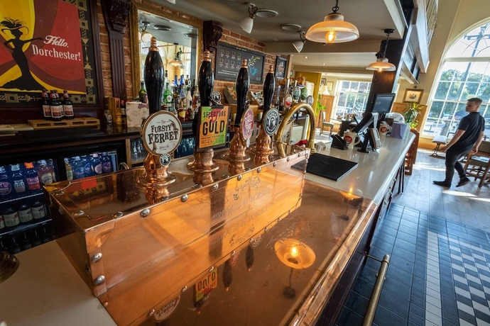 Imagen del bar/restaurante del Hotel The Duchess of Cornwall Inn. Foto 4