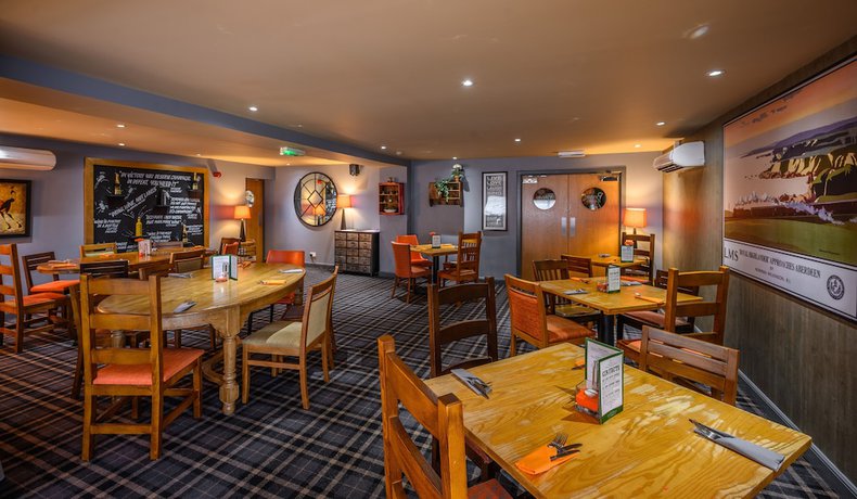 Imagen del bar/restaurante del Hotel The Dunavon. Foto 4