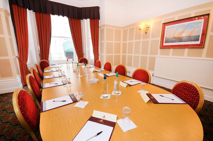 Imagen de los interiores del Hotel The Durley Dean. Foto 11