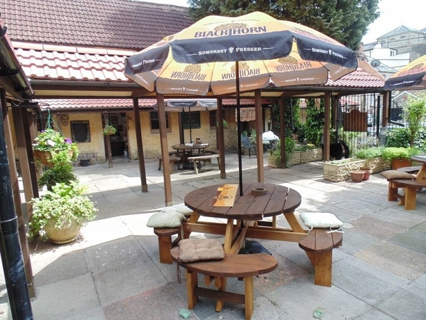 Imagen de los exteriores del Hotel The Dusthole. Foto 16