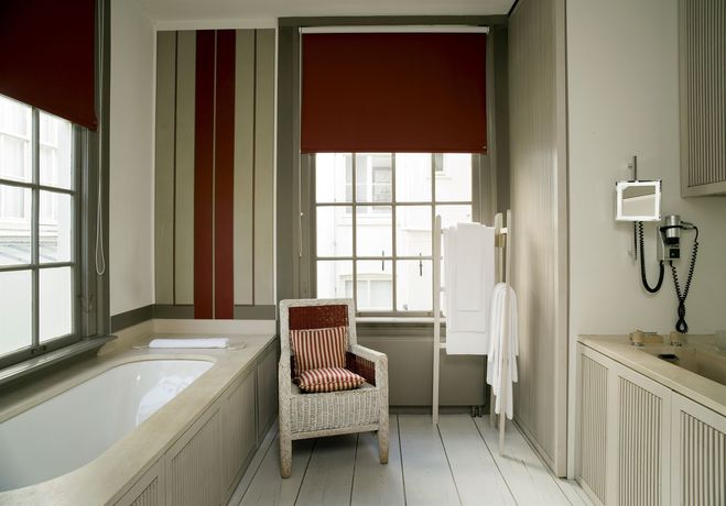 Imagen de la habitación del Hotel The Dylan Amsterdam. Foto 6