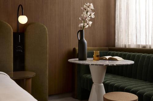 Imagen de la habitación del Hotel The EVE Sydney. Foto 6