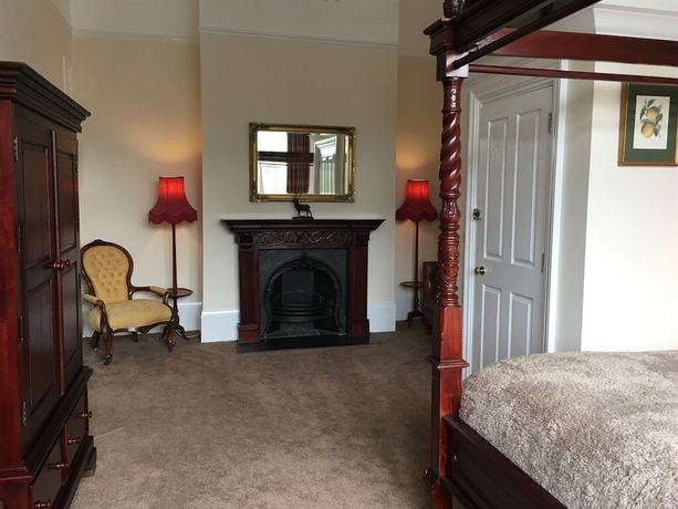 Imagen de la habitación del Hotel The Eagles. Foto 12