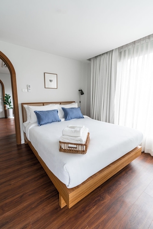 Imagen de la habitación del Hotel The Earth. Foto 5
