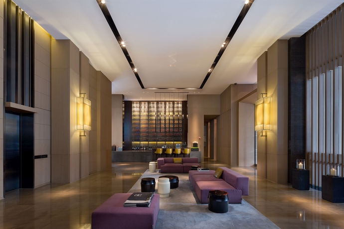 Imagen de los interiores del Hotel The East Hangzhou. Foto 14