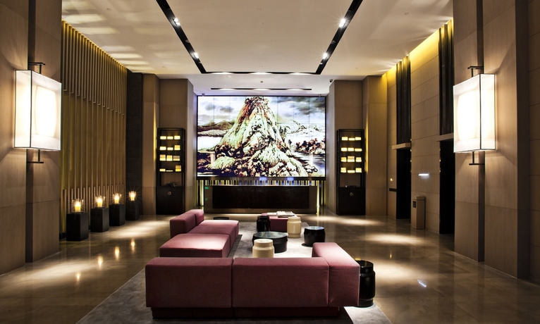 Imagen de los interiores del Hotel The East Hangzhou. Foto 16