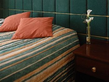 Imagen de la habitación del Hotel The Eaton Oak. Foto 7