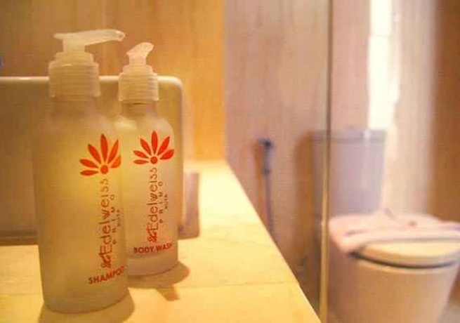 Imagen de la habitación del Hotel The Edelweiss Boutique Kuta. Foto 10