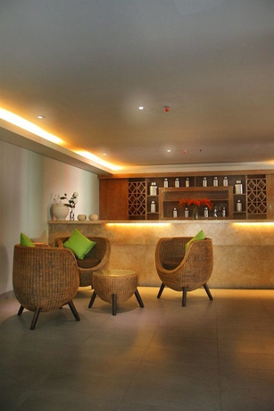 Imagen del bar/restaurante del Hotel The Edelweiss Boutique Kuta. Foto 4