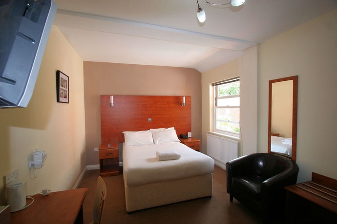 Imagen de la habitación del Hotel The Edgbaston Palace. Foto 13