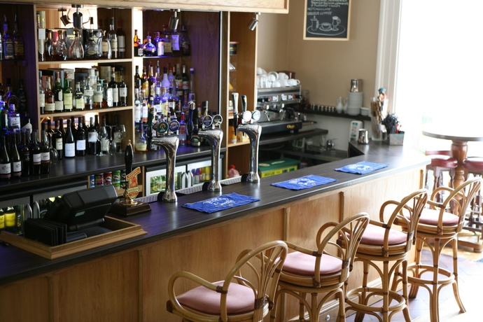 Imagen del bar/restaurante del Hotel The Edgbaston Palace. Foto 4