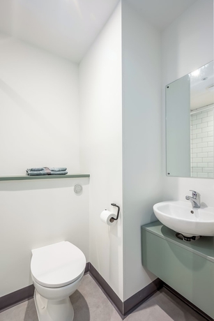 Imagen de la habitación del Hotel The Edge. Foto 13