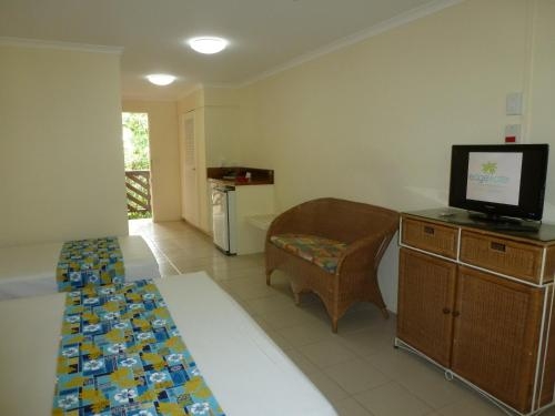 Imagen de la habitación del Hotel The Edgewater Resort & Spa. Foto 9