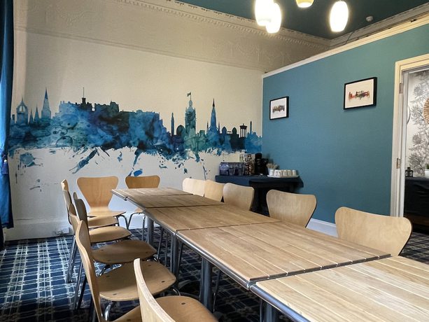 Imagen del bar/restaurante del Hotel The Edinburgh Townhouse. Foto 2