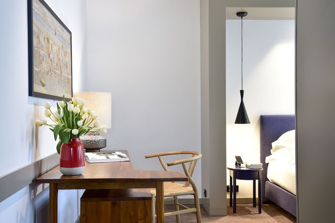 Imagen de la habitación del Hotel The Editory Artist Baixa Porto. Foto 11