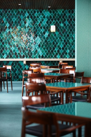 Imagen del bar/restaurante del Hotel The Editory Garden Carmo Funchal. Foto 2