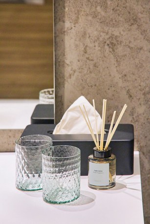 Imagen de la habitación del Hotel The Editory Ocean Way Funchal. Foto 7