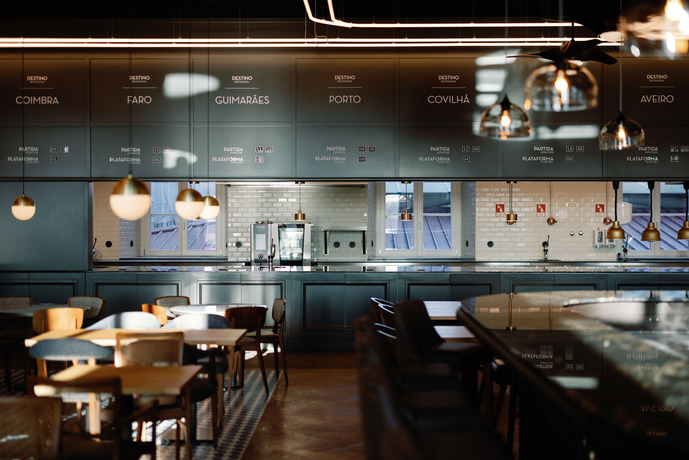 Imagen general del Hotel The Editory Riverside Hotel, an Historic Hotel. Foto 5