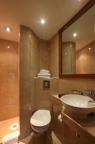 Imagen de la habitación del Hotel The Edwin London. Foto 6