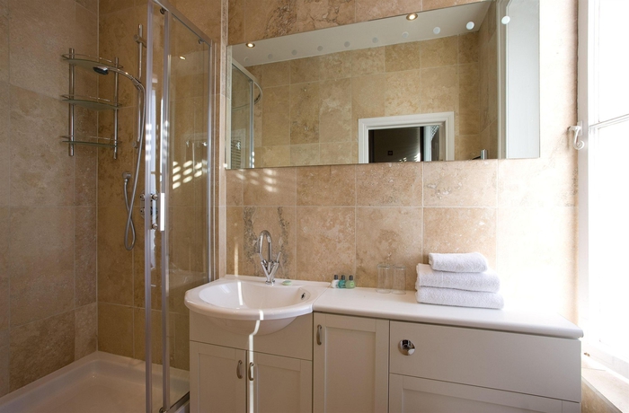 Imagen de la habitación del Hotel The Edwin London. Foto 13