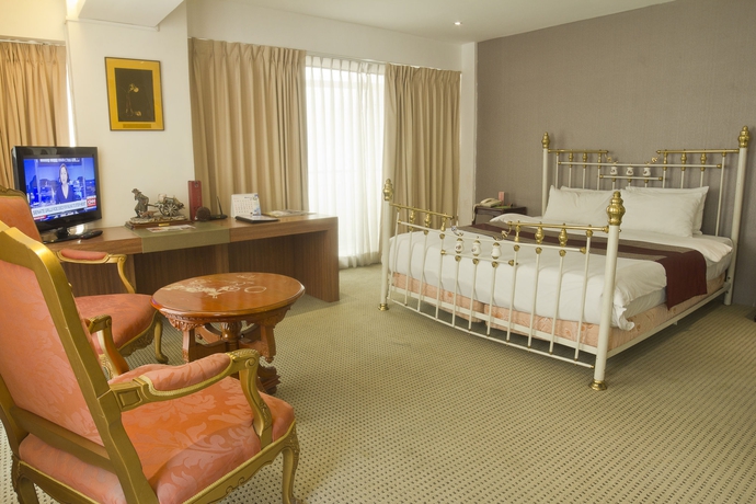 Imagen de la habitación del Hotel The E-hotel Makati. Foto 9