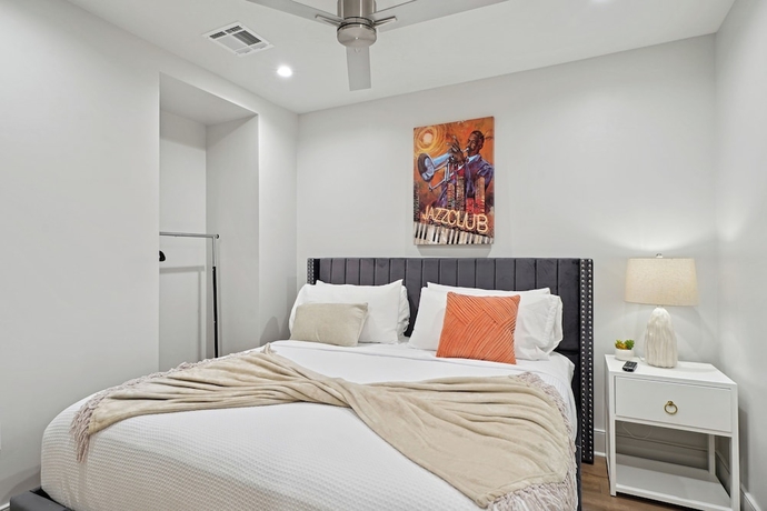 Imagen de la habitación del Hotel The Eleanor New Orleans. Foto 9