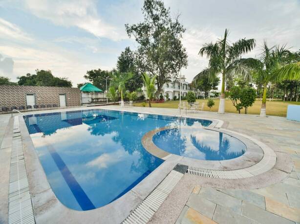 Imagen general del Hotel The Elegance Resort, Chittorgarh. Foto 8