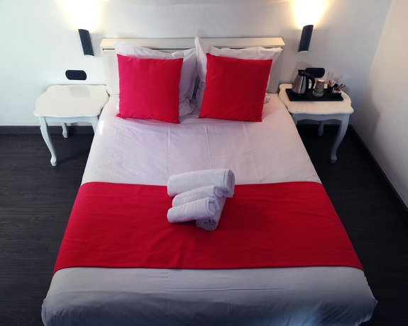 Imagen de la habitación del Hotel The Element. Foto 6