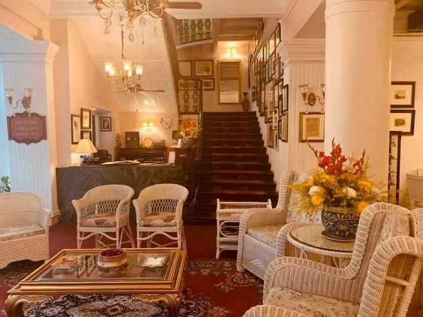 Imagen de los interiores del Hotel The Elgin Fairlawn Kolkata. Foto 27