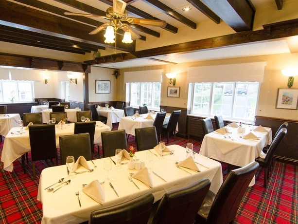 Imagen del bar/restaurante del Hotel The Ellerby Country Inn. Foto 11