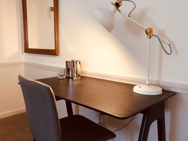 Imagen de la habitación del Hotel The Ellery. Foto 5