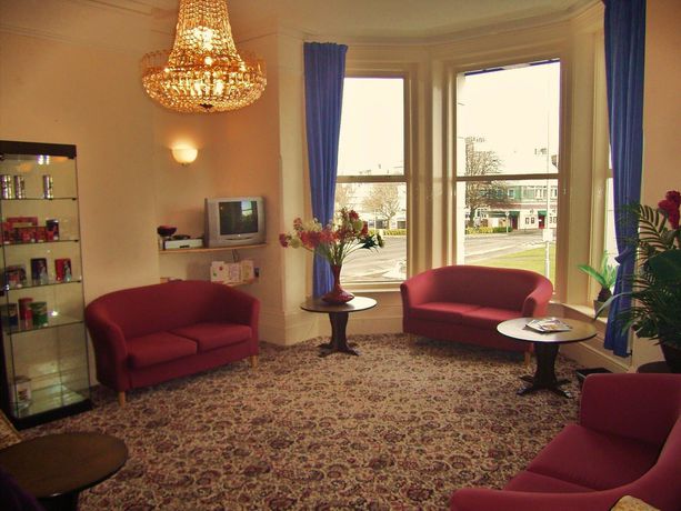 Imagen del bar/restaurante del Hotel The Ellesmere. Foto 5