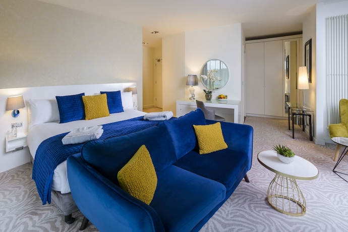 Imagen de la habitación del Hotel The Ellison. Foto 9