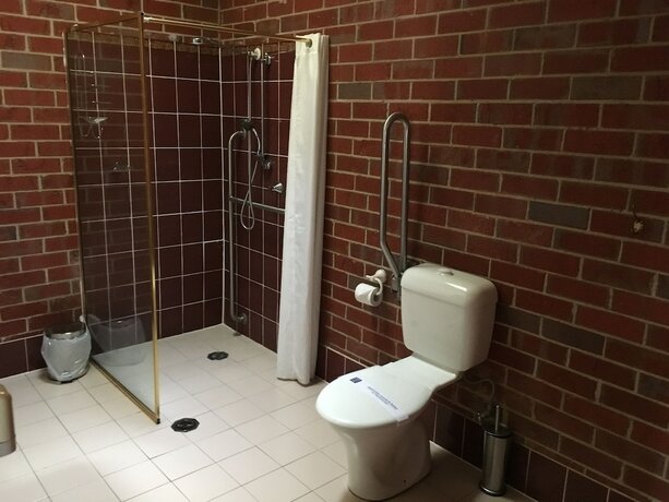 Imagen general del Hotel The Elms Motor Inn. Foto 9