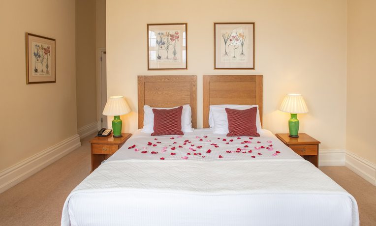 Imagen de la habitación del Hotel The Elvetham. Foto 5