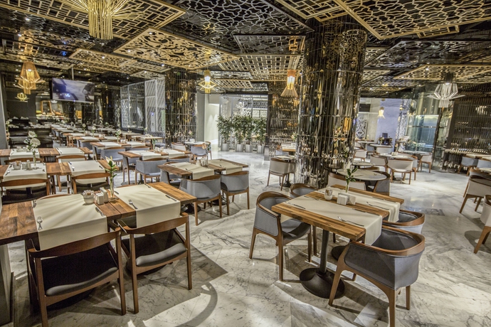 Imagen del bar/restaurante del Hotel The Elysium Taksim Special Class. Foto 3