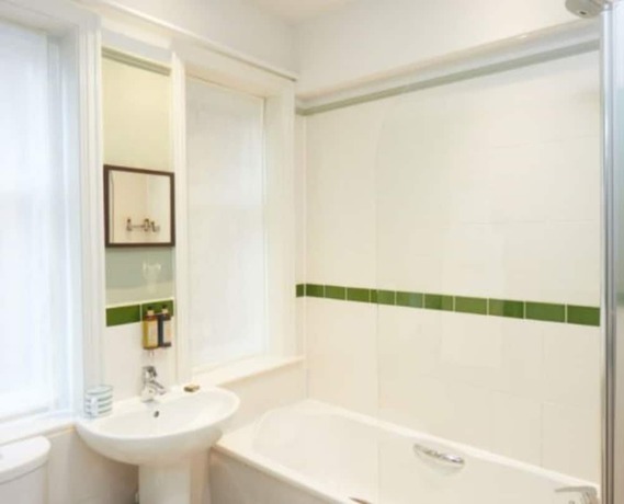 Imagen de la habitación del Hotel The Embankment. Foto 18