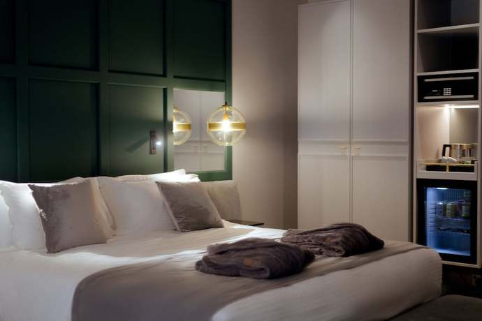 Imagen de la habitación del Hotel The Embassy Valletta. Foto 13